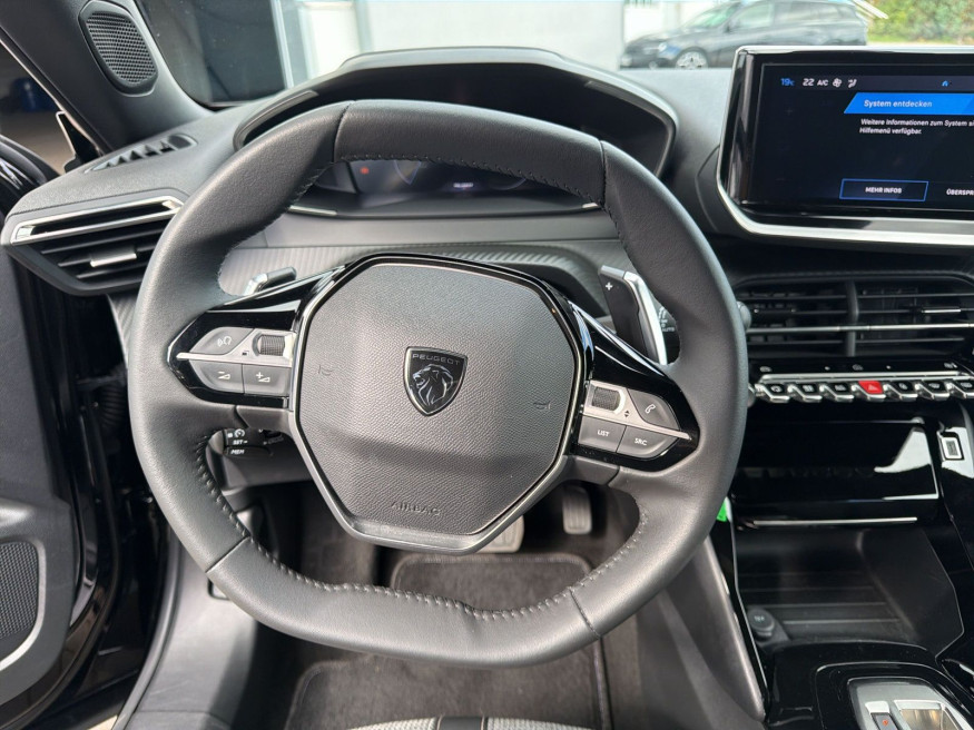PEUGEOT 2008 Allure PureTech 130 EAT8