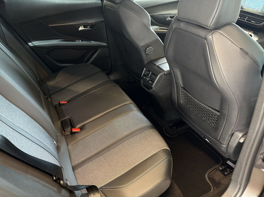 PEUGEOT 3008 AllurePack 130 EAT8