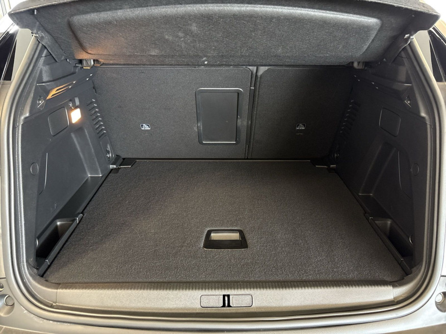 PEUGEOT 3008 AllurePack 130 EAT8