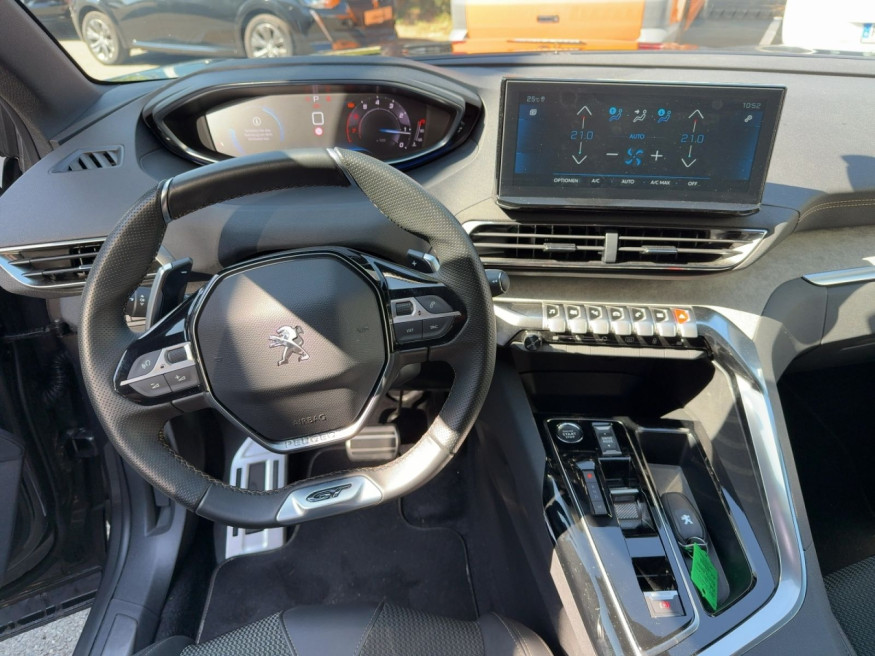 PEUGEOT 3008 GT PureTech 130 EAT8