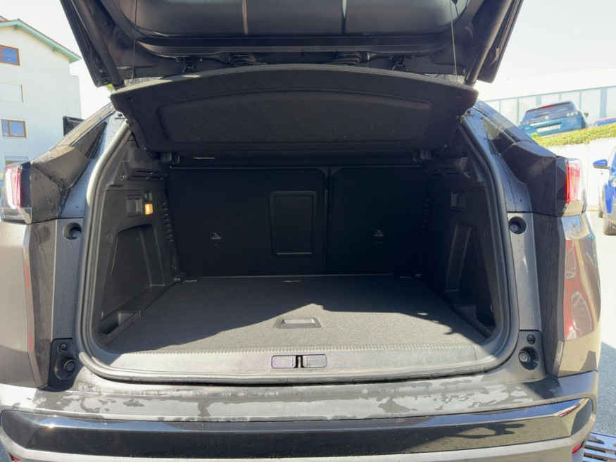 PEUGEOT 3008 GT PureTech 130 EAT8