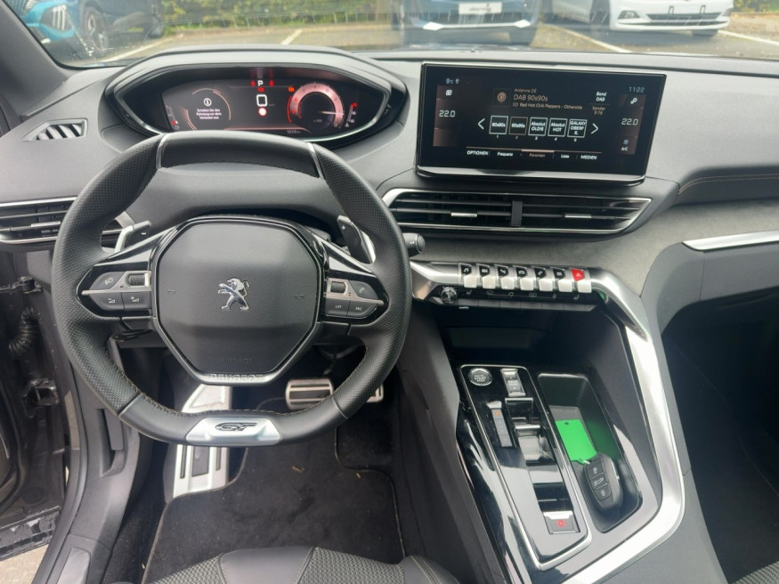 PEUGEOT 3008 GT PureTech 130 EAT8