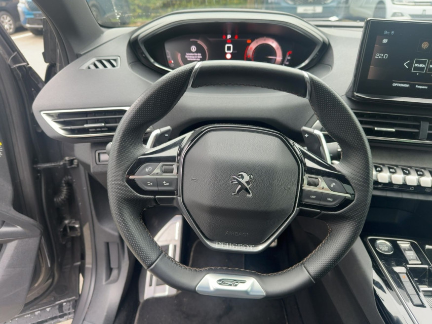 PEUGEOT 3008 GT PureTech 130 EAT8