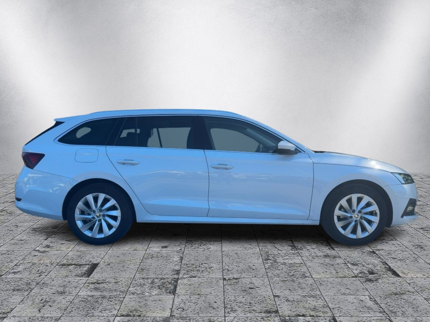 SKODA Octavia Combi 1.5 e-TEC