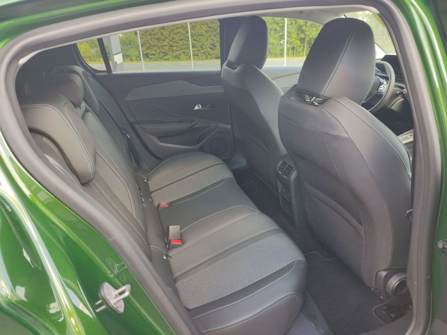 PEUGEOT 308 Allure PureTech 130 EAT8