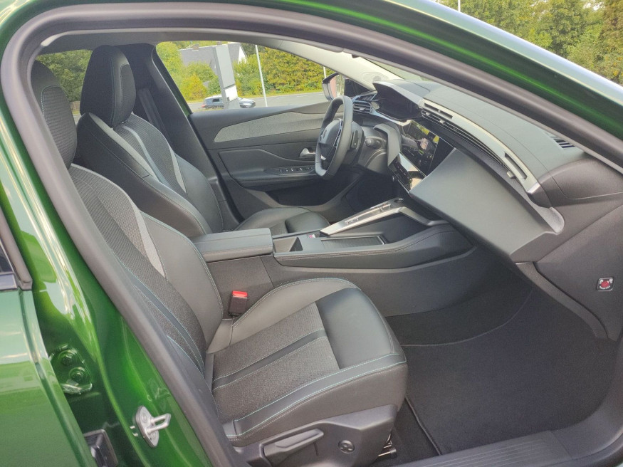PEUGEOT 308 Allure PureTech 130 EAT8