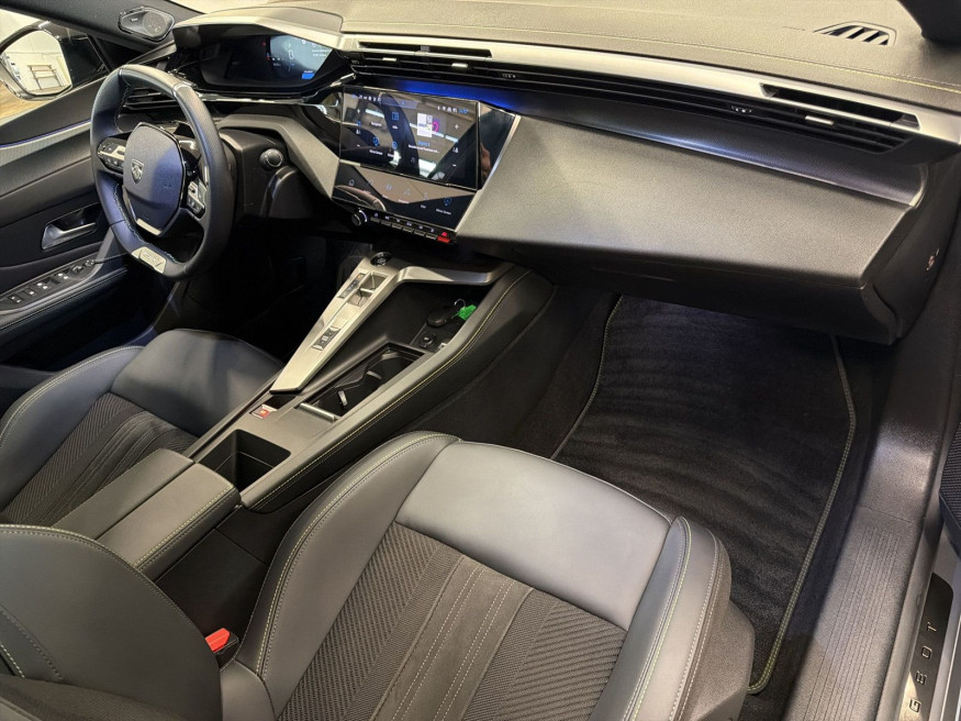 PEUGEOT 308 GT PureTech 130 EAT8