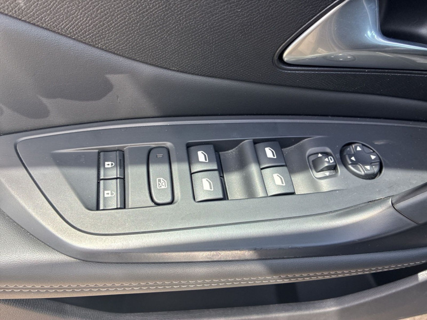 PEUGEOT 308 Allure PureTech 130