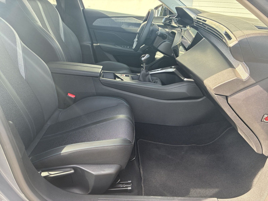 PEUGEOT 308 Allure PureTech 130