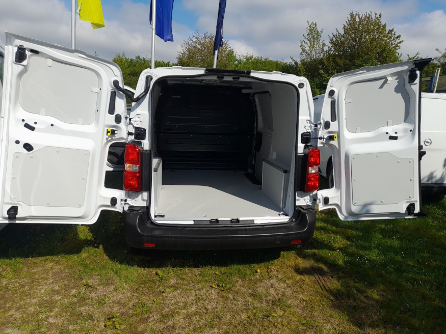 OPEL Vivaro Cargo M 1.5D Sicht-Ausst. *NP*