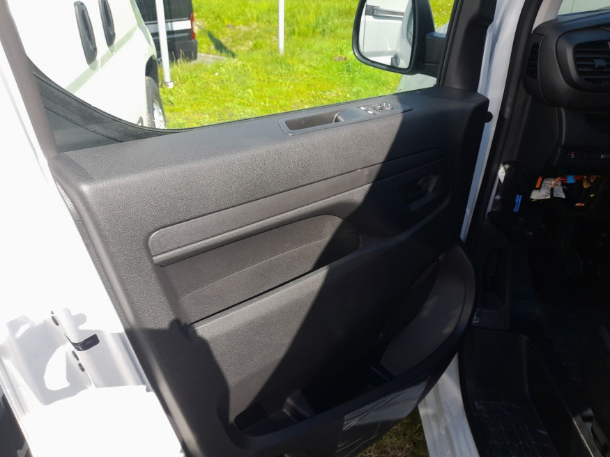 OPEL Vivaro Cargo M 1.5D Sicht-Ausst. *NP*