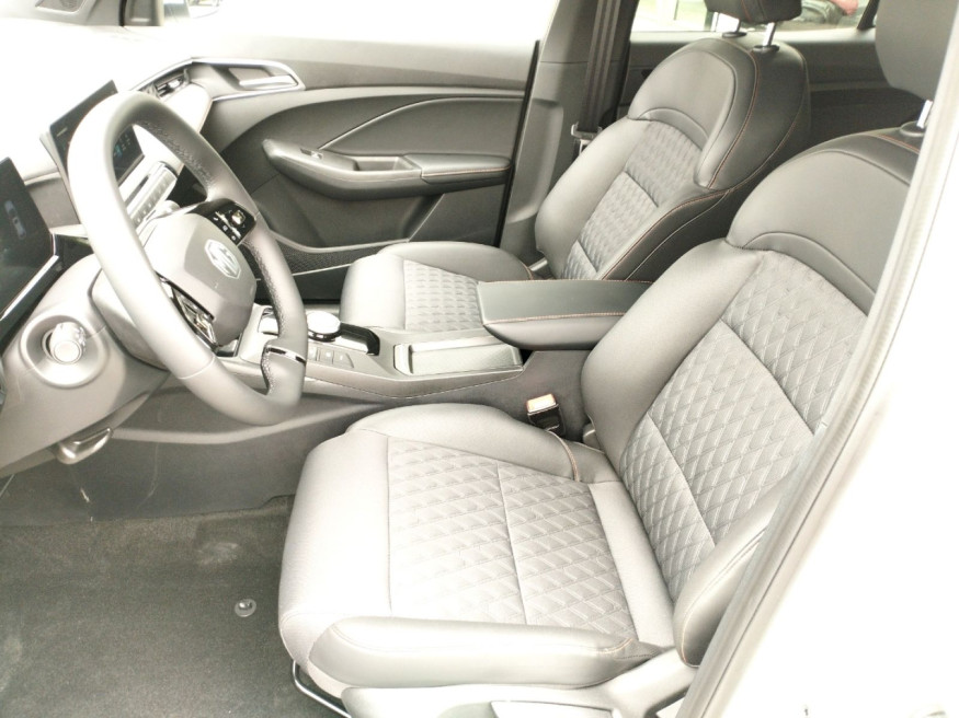 MG 3 Hybrid+ Luxury 1.5
