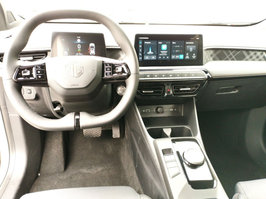 MG 3 Hybrid+ Luxury 1.5