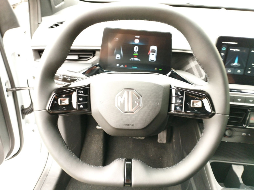 MG 3 Hybrid+ Luxury 1.5