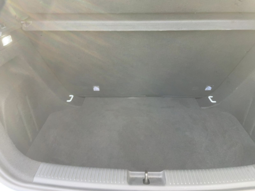 MG 3 Luxury, LED, SHZ, Kamera