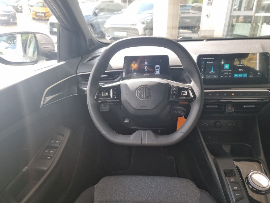 MG 3 Hybrid+ Standard