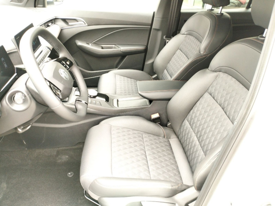MG 3 Hybrid+ Luxury 1.5