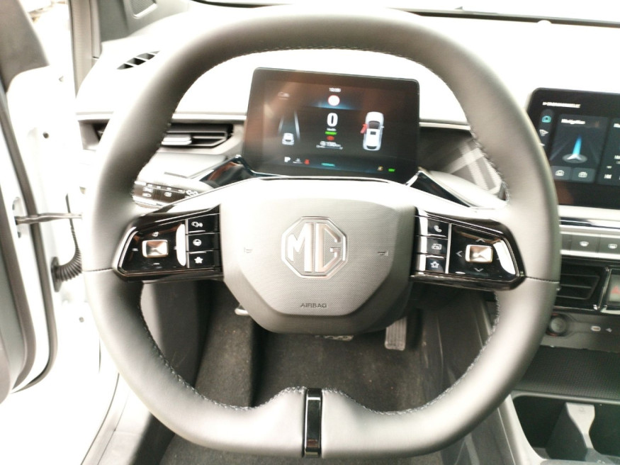 MG 3 Hybrid+ Luxury 1.5