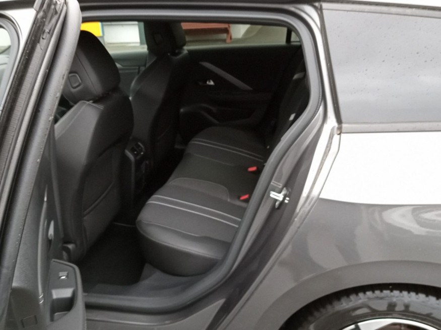 OPEL Astra SportsTourer GS