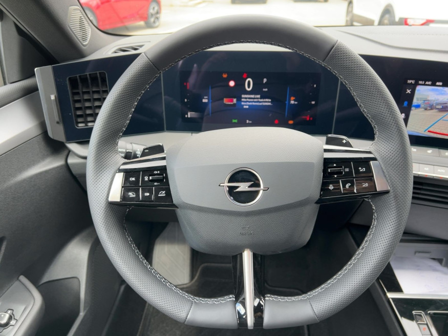 OPEL Astra Edition Tech- + Komfortpaket
