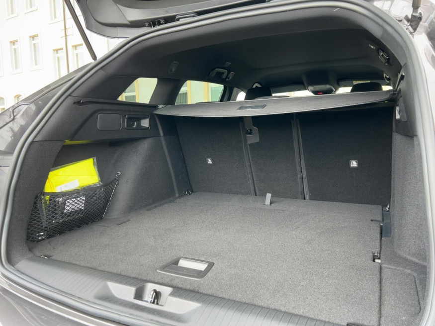 OPEL Astra Edition Tech- + Komfortpaket