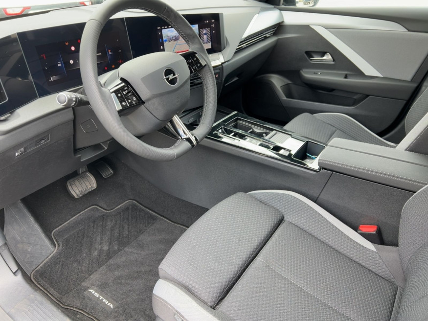 OPEL Astra Edition Tech- + Komfortpaket