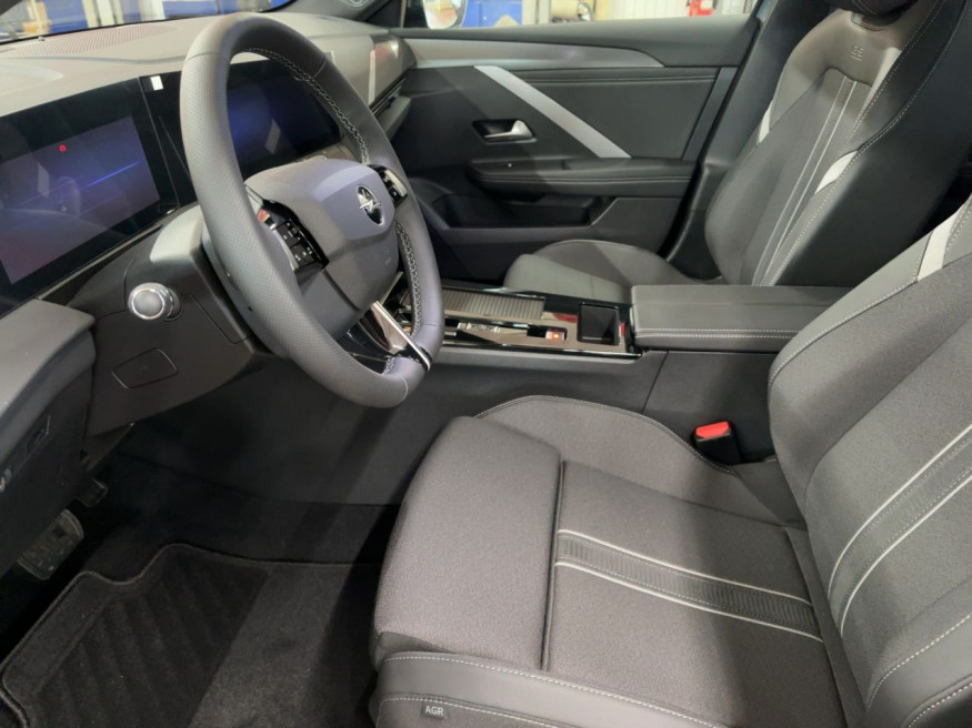 OPEL Astra L ST GS, Kamera, PDC, SHZ