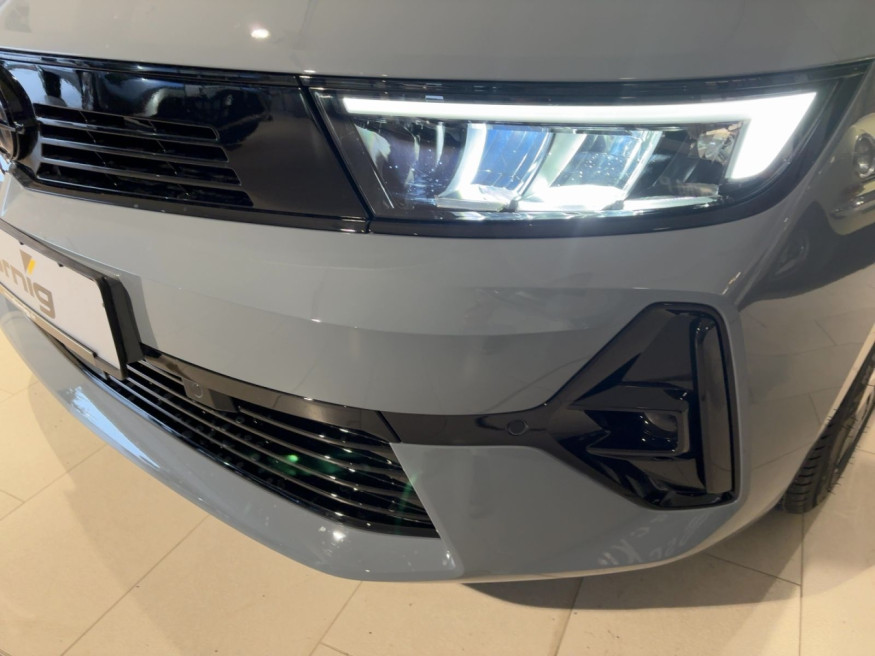 OPEL Astra GS, LED, LRHZ, PDC