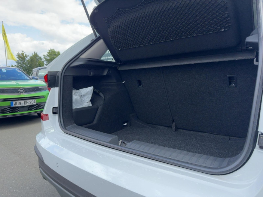 SKODA Kamiq Select,Kamera,SHZ,5 J.Garantie