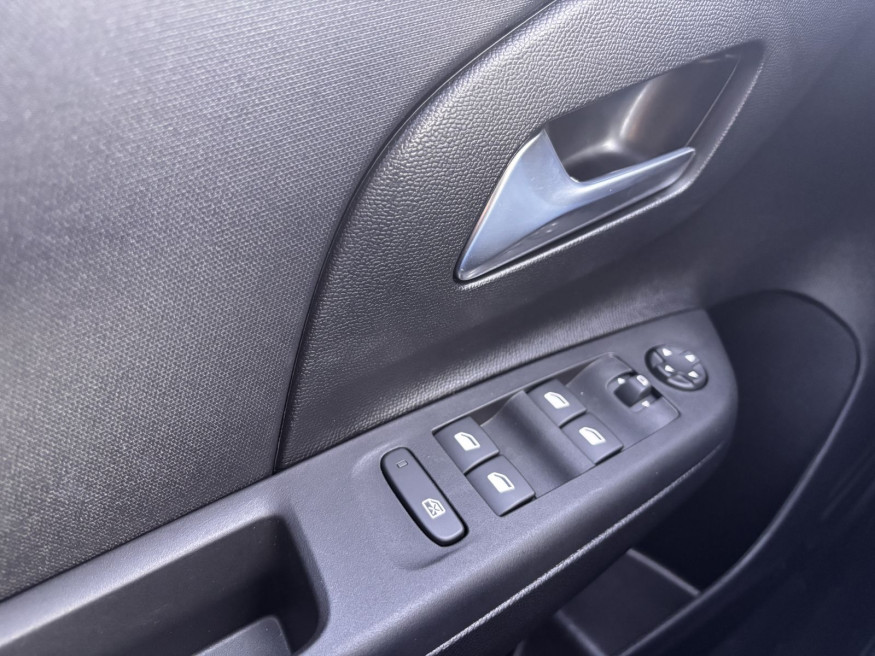 OPEL Corsa Edition Komfort Paket