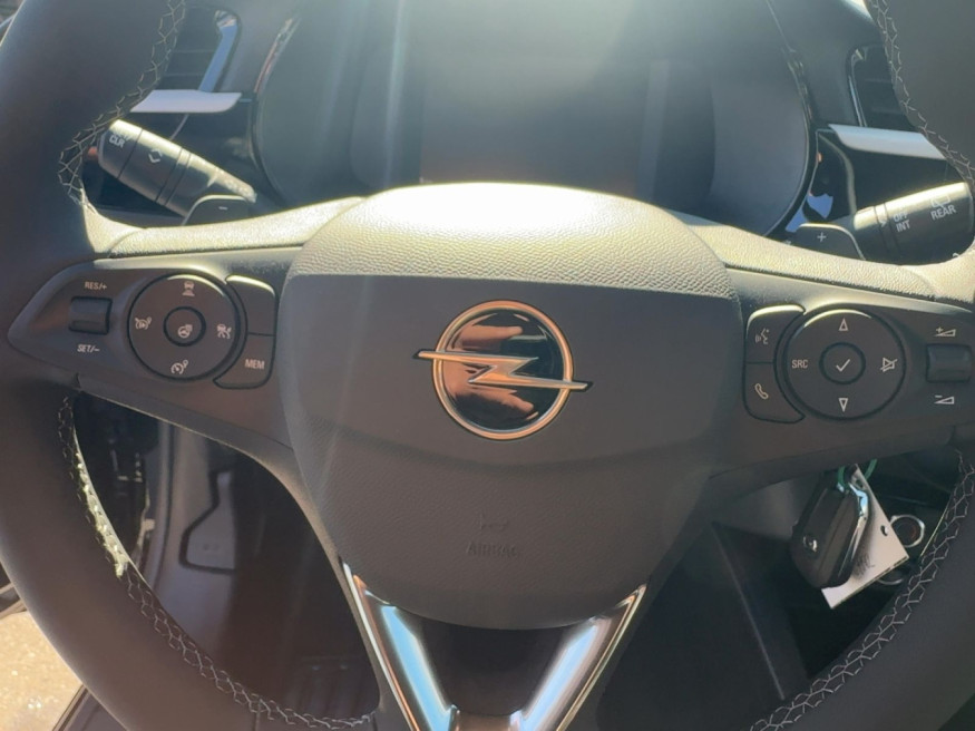OPEL Corsa GS AT,LED,Kam,SHZ,Multimedia
