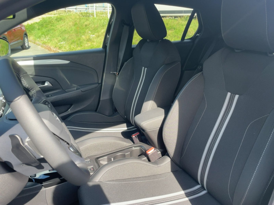 OPEL Corsa Ultimate Hybrid 100kW