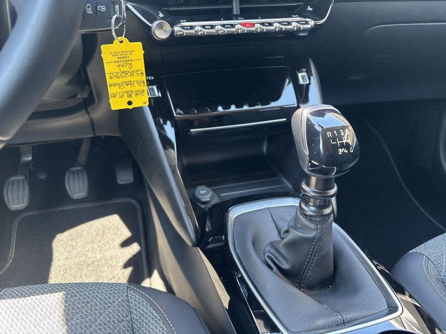 PEUGEOT 208 ALLURE PureTech 100