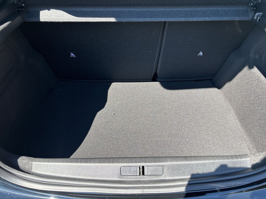 PEUGEOT 208 ALLURE PureTech 100