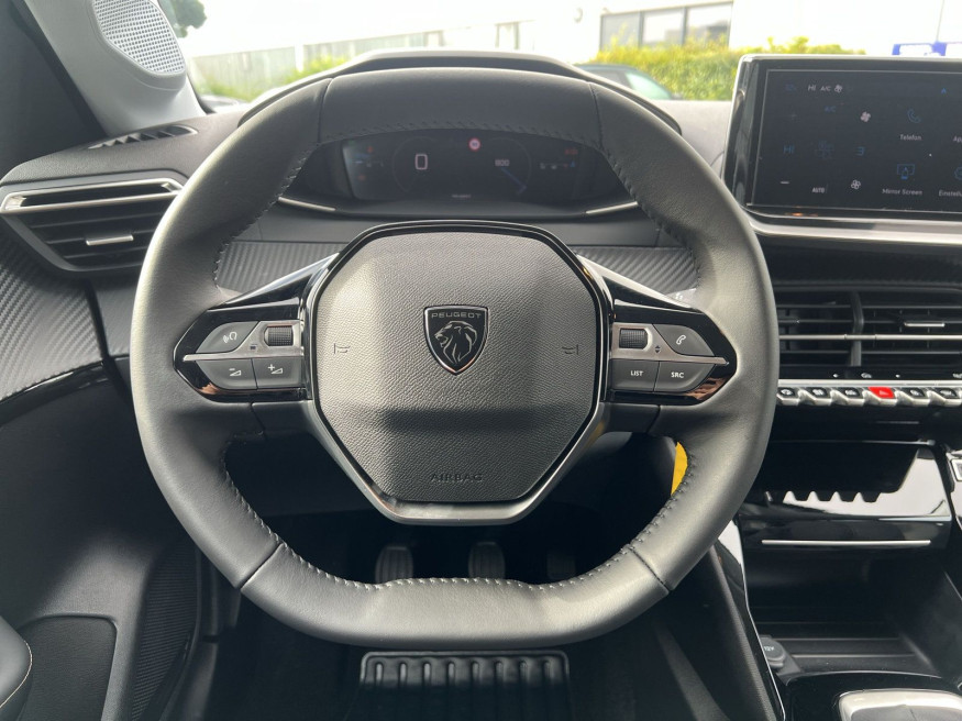 PEUGEOT 208 ALLURE PureTech 100