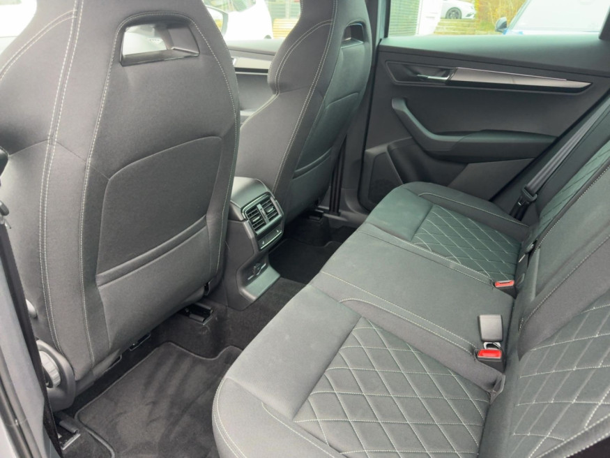 SKODA Karoq Sportline 4x4 DSG,AHK,LED,SHZ