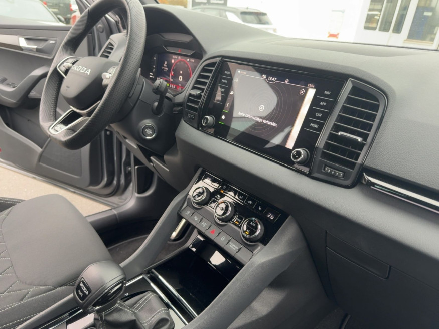 SKODA Karoq Sportline 4x4 DSG,AHK,LED,SHZ