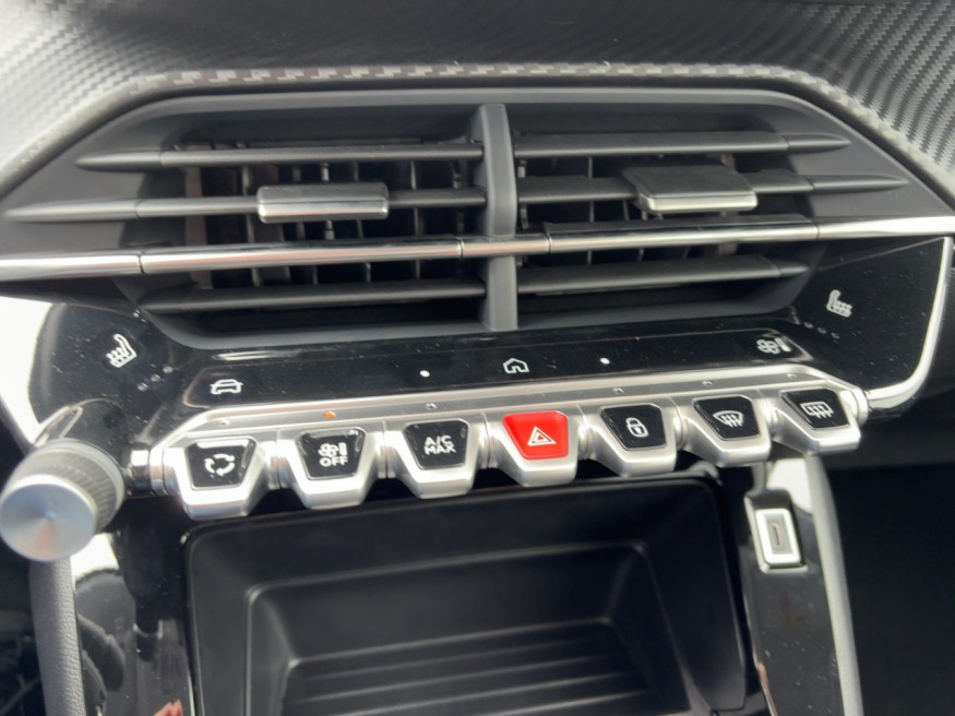 PEUGEOT 208 Style