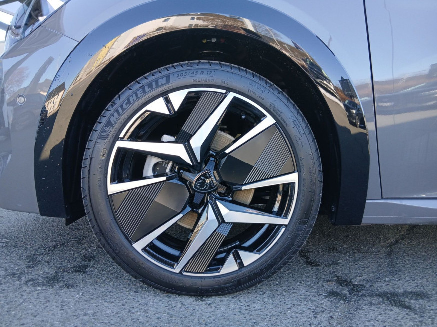 PEUGEOT 208 GT Hybrid 110