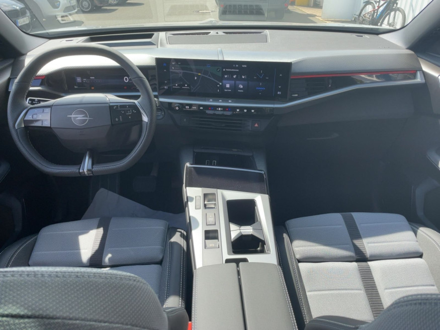 OPEL Grandland GS Komfort + Techpaket