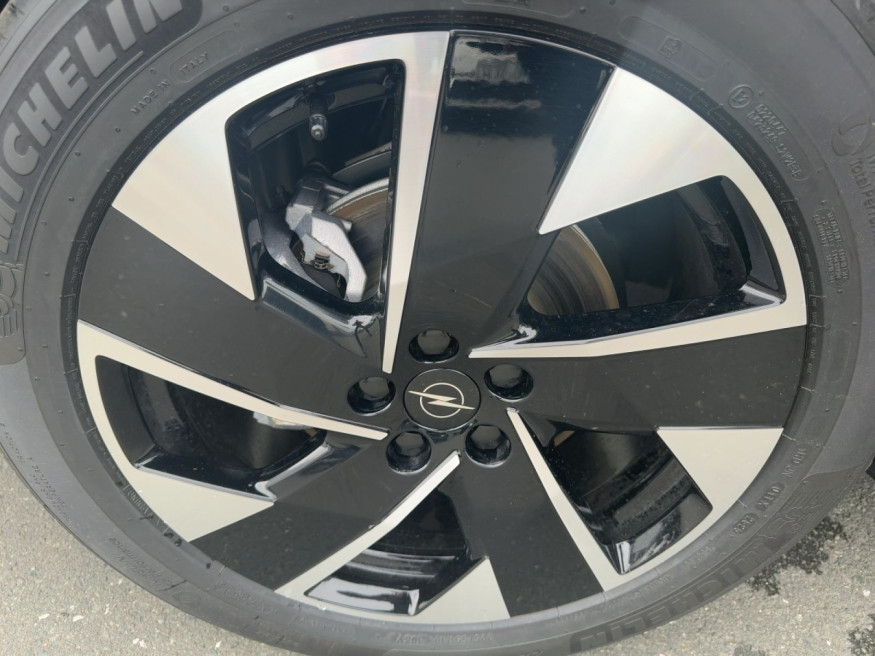 OPEL Grandland GS Hybrid *NP*