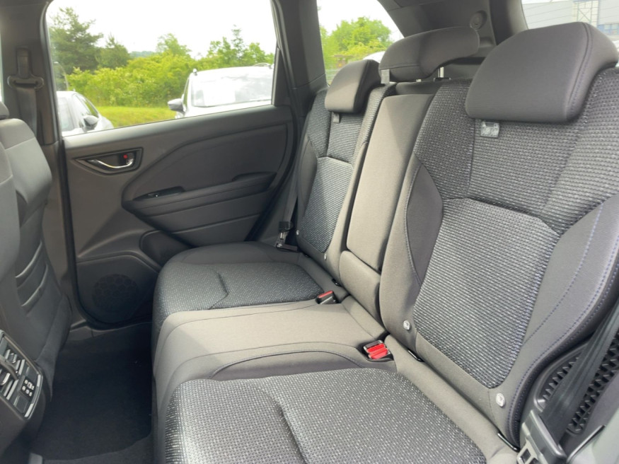 SUBARU Forester Active 2.0ie e-BOXER Lineartronic