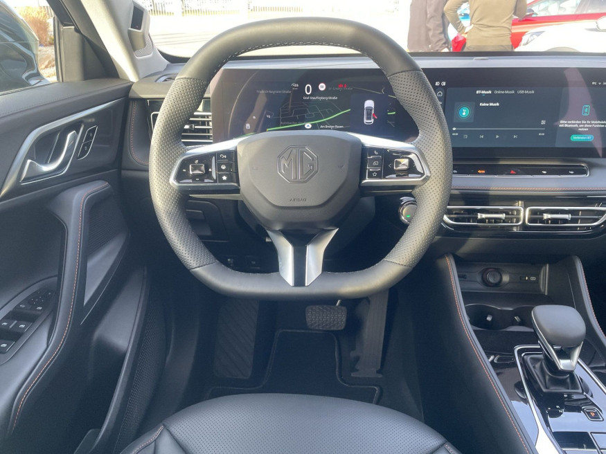 MG HS PHEV Luxury 1.5 MY24 *FP*