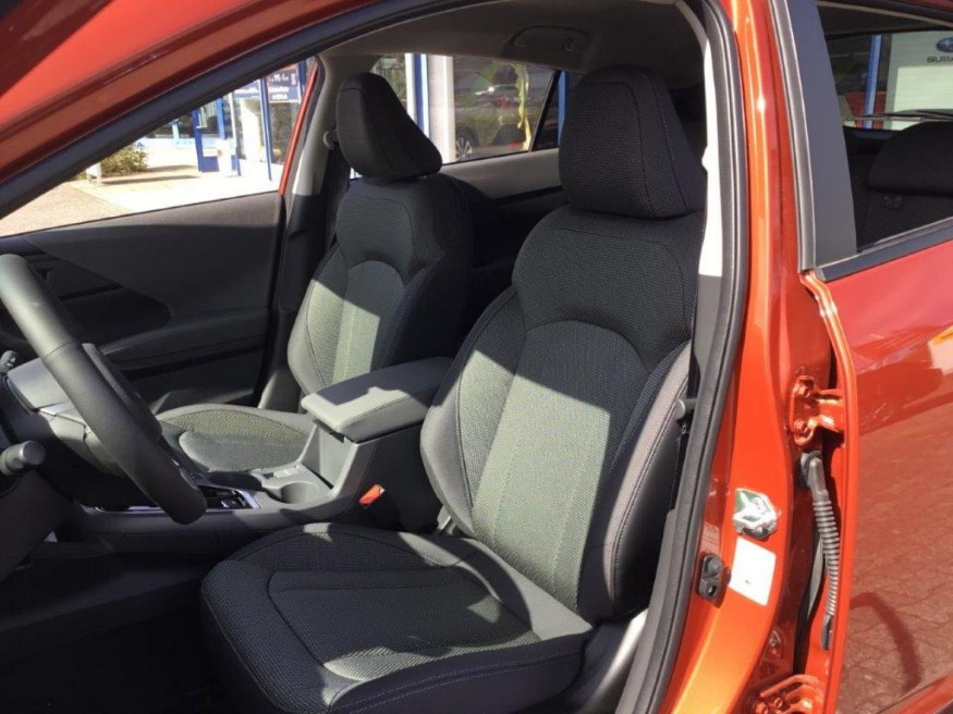 SUBARU Crosstrek 2.0ie e-Boxer Comfort