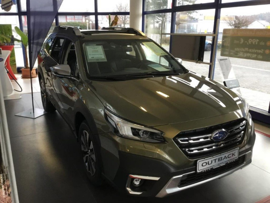 SUBARU Outback 2.5i Platinum Lineartronic