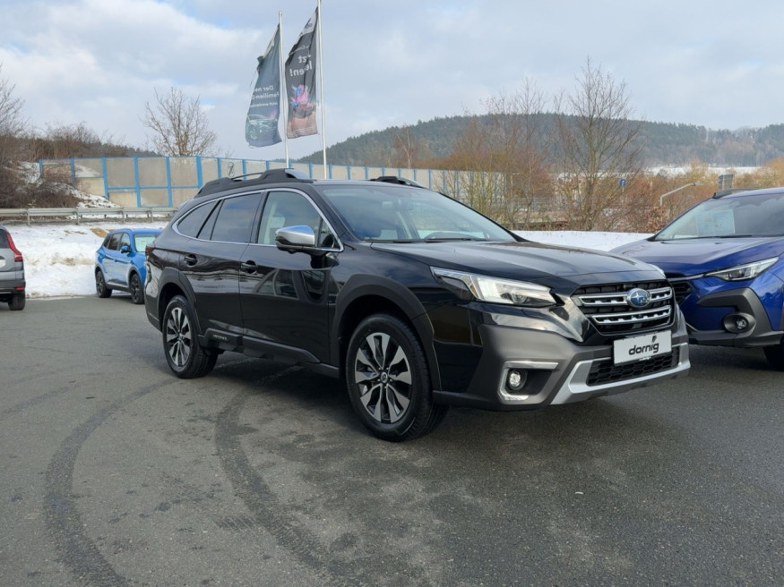 SUBARU Outback 2.5i Platinum Lineartronic
