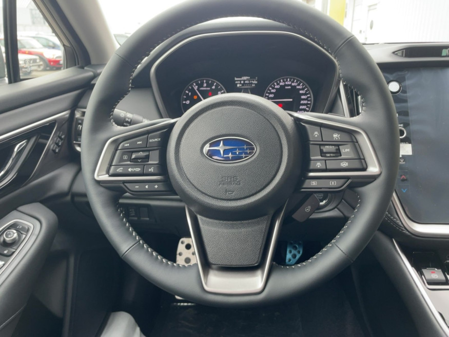 SUBARU Outback 2.5i Platinum