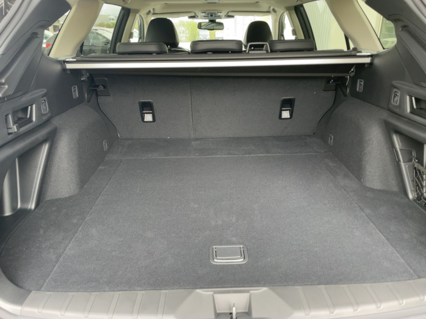 SUBARU Outback 2.5i Platinum