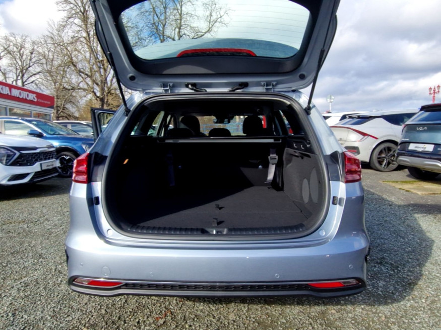 KIA Ceed SW 1.5 T-GDI DCT7 Spirit