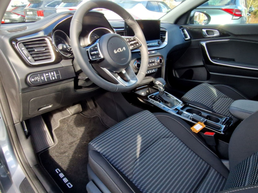 KIA Ceed SW 1.5 T-GDI DCT7 Spirit